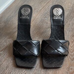 Vince Camuto Brelanie sandal - slides with heel. Never Worn! Size 7.5 black